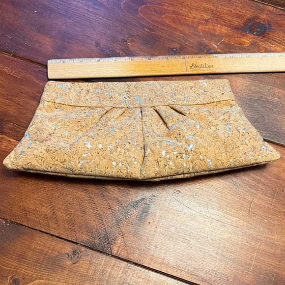 Lauren Merkin Cork Silver speckled  Clutch - Picture 4 of 5